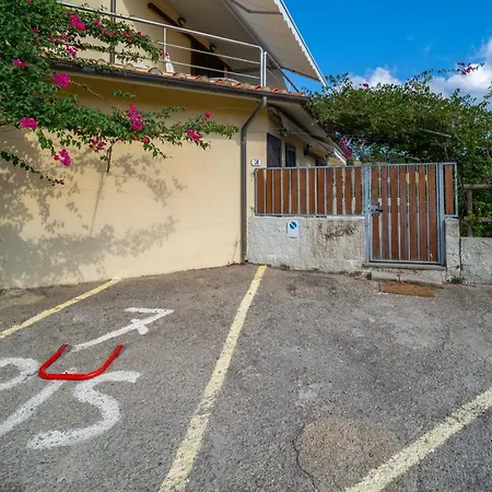 Apartment Il Porto Casa Leo Porto Azzurro